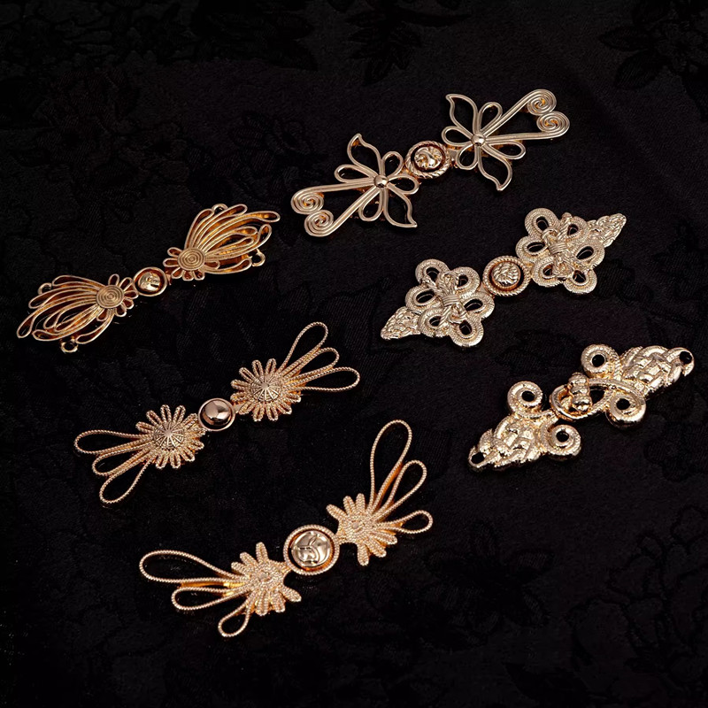 5pcs 레트로 금속 단추 스웨터 카디건 클립 바느질  - Flower Frog Pin 리뷰 및 가격